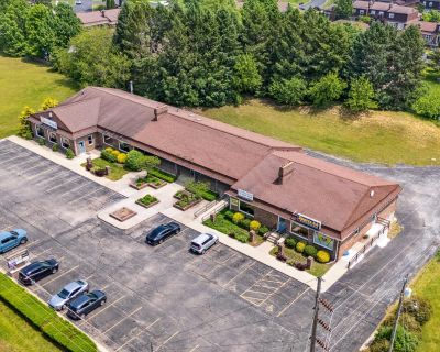 Commercial Property For Sale in St. Joseph, MI