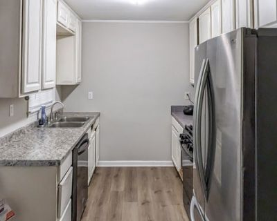 Furnished Room for Rent - Newlyrenovated & comfy Stone Mountain House with L