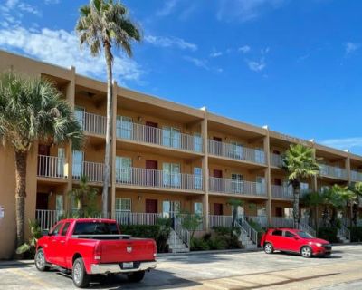 2 Bedroom 2BA 948 ft Furnished Condominium For Sale in SOUTH PADRE ISLAND, TX