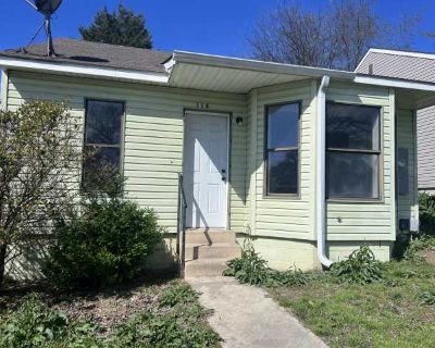 2 Bedroom 1BA 0 ft Apartment For Rent in Garland County, AR