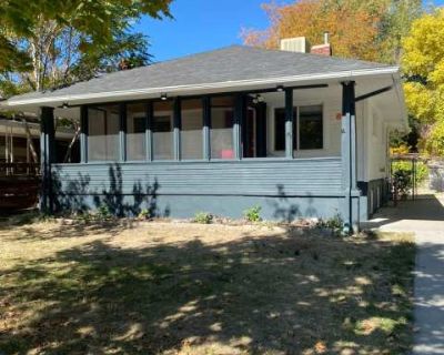 2 Bedroom 1BA 900 ft Apartment For Rent in Provo, UT