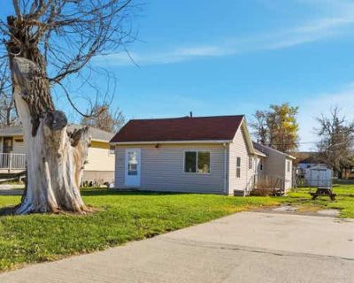 2 Bedroom 1BA 989 ft Single Family Home For Sale in STURGIS, SD