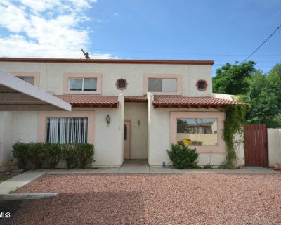 3 Bedroom 2BA 1211 ft Townhouse For Sale in Phoenix, AZ