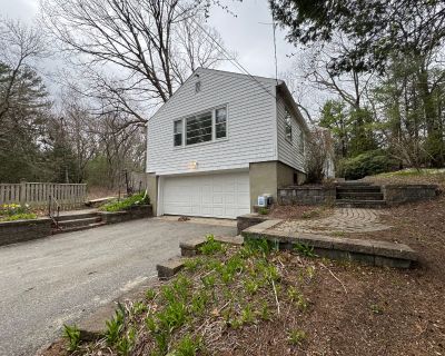 3 Bedroom 1.5BA 1492 ft Pet-Friendly House For Rent in Carlisle, MA