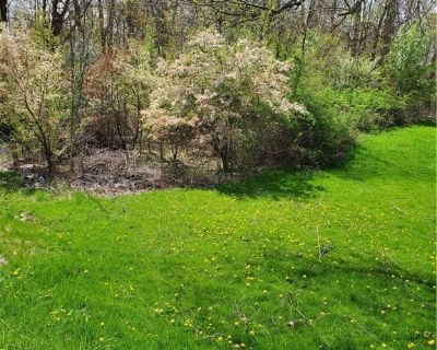 Lots and Land For Sale in Chagrin Falls, OH