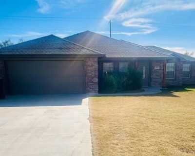 5025 Olivia Ln. FOR LEASE Move fast on this stunning 4BR/2BA home in Eagles Landing! Still feels new, built in 2020, it features an open floor plan, tile/wood-look flooring and recessed LED lights. Gourmet kitchen with stainless appliances, granite countertops, breakfast bar and dining area. Master suite offers double sinks, spacious shower and his/hers walk-in closets. Enjoy the covered patio ...