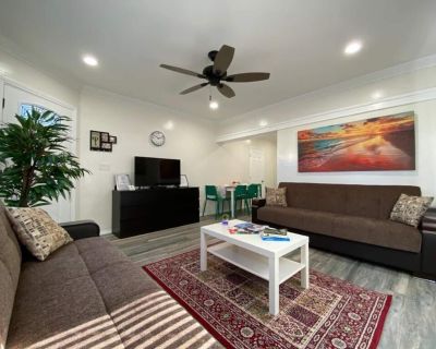 2 beds 1 bath apartment vacation rental in Long Beach, CA