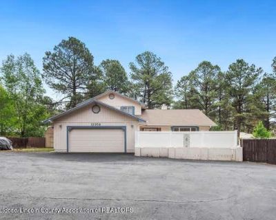 3 Bedroom 3BA 2096 ft Furnished Single Family Home For Sale in RUIDOSO, NM