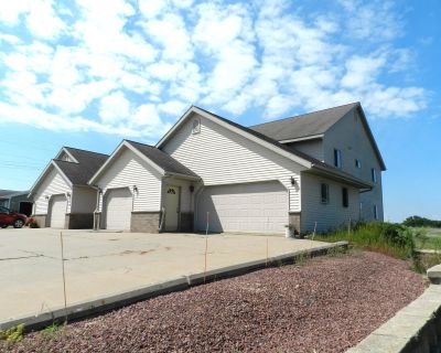 4 Bedroom 2BA 1996 ft Multi-Family For Sale in Platteville, WI