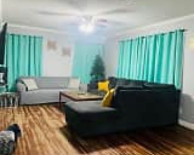 5 Bedroom 3BA 2585 ft² House For Rent in Westlake, LA 1709 Gandy St