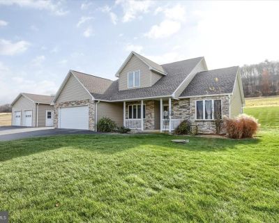 3 Bedroom 2BA 1835 ft Single Family House For Sale in Richfield, PA