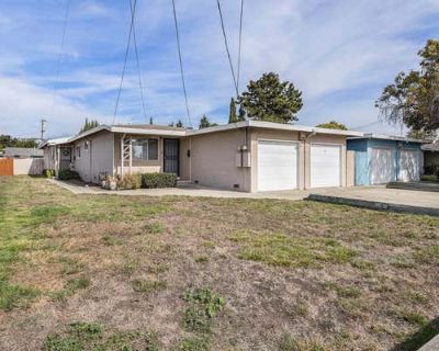 1638 ft Duplex For Sale in SAN LORENZO, CA