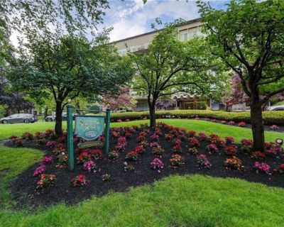 East Ave Unit Un, Rochester, Condo For Sale