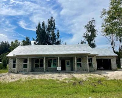 4 Bedroom 2BA 2100 ft Single Family Home For Sale in FELLSMERE, FL