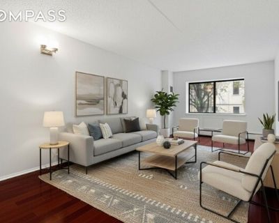 1425 Amsterdam Ave Apt Lb. Rent Stabilized, massive two-bedroom apartment available for rent. Email ONLY (please no phone calls or texts). All showings by appointment only. Advanced notice is required. This renovated 2BR offers a spacious living room with plenty of room for a work-from-home setup. Both bedrooms can easily fit full bedroom furniture set and feature floor-to-ceiling closets for e...