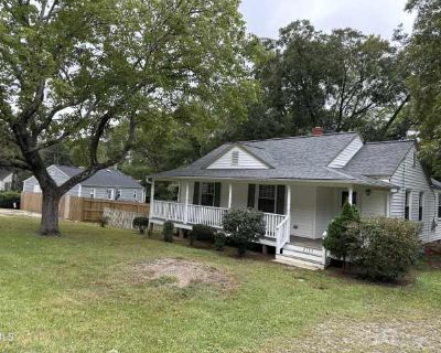 2132 Milburnie Road. The second-biggest city in the state, Raleigh's vibe is energetic and innovative. Patio / balcony Hardwood floors Dishwasher Parking Stainless steel Microwave Unit Amenities dishwasher hardwood floors microwave patio / balcony range refrigerator stainless steel Property Amenities parking. 3 Bedroom. 1 Bathroom. 1093 ft