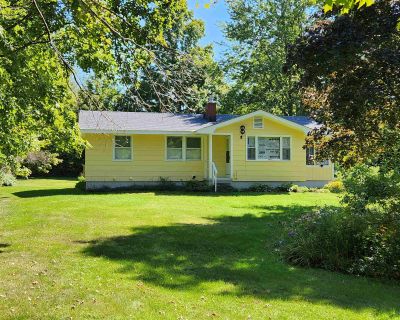 3 Bedroom 2BA 1500 ft Single Family House For Sale in Middletown Springs, VT