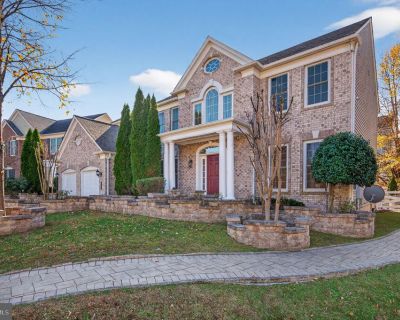 5 Bedroom 4BA 4696 ft Apartment For Rent in Lorton, VA