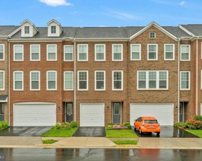 Lancaster Woods Sq, Chantilly, Home For Sale