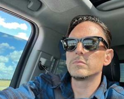 Non-smoker. Budget: $700 per month. Ready to move: now. Looking for myself. Respectable, friendly, considerate, and clean.