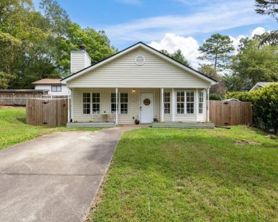 2 Bedroom 1BA 974 ft Single Family Home For Sale in Cumming, GA