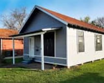 3 Bedroom 1BA 816 ft² House For Rent in Port Arthur, TX 932 Dallas Ave