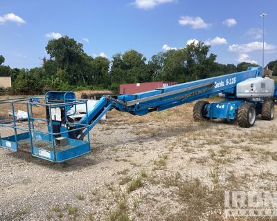 2012 Genie S-125 4WD Diesel Telescopic Boom Lift