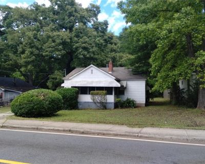 2294 Bouldercrest Road. Property for Rent in Atlanta, GA for $1,450 with 2 bedrooms and 1 full bath. This 1,032 square foot property was built in 1945 on a lot size of 0.76.. Charming two-bedroom bungalow featuring a screened front porch, a cozy family room, and an eat-in kitchen that leads directly to a generous backyard. Freshly painted with brand new carpeting throughout, this home is ready ...