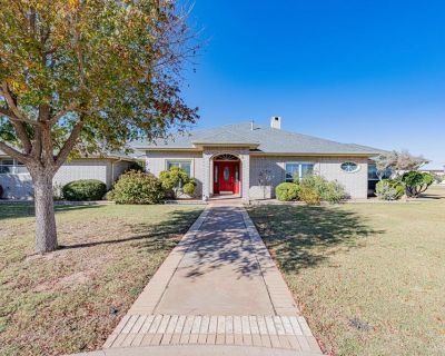 3 Bedroom 2BA 2578 ft Single Family House For Sale in Midland, TX