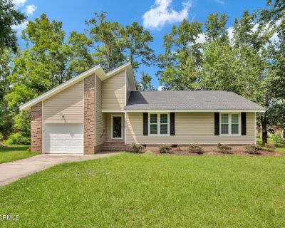 3 Bedroom 2BA 1260 ft Single Family House For Sale in Lumberton, NC