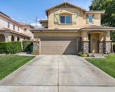 5 Bedroom 3BA 2450 ft Pet-Friendly Apartment For Rent in Beaumont, CA