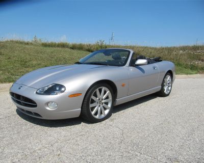 2005 Jaguar XK8 Premium Pkg. Carbon Pkg. Automatic Transmission RWD