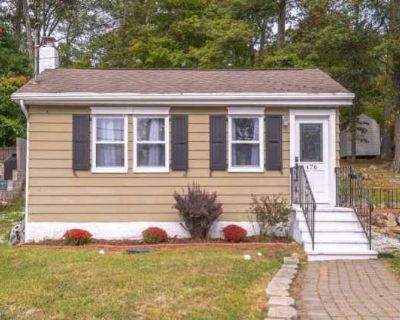2 Bedroom 1BA 0 ft Apartment For Rent in Hopatcong, NJ