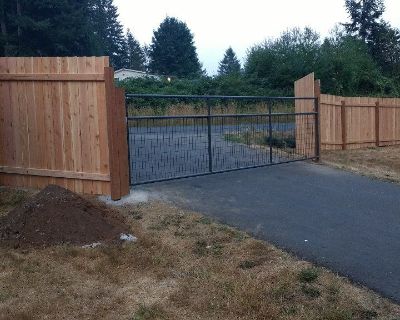 Affordable Licenced, Insured, & Bonded - Fence & Gate construction & repair