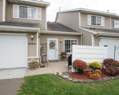 2 Bedroom 1BA 1382 ft Townhouse For Sale in Albertville, MN