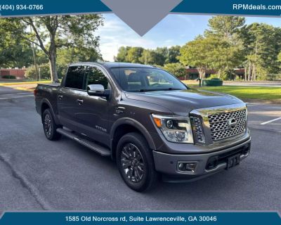 2017 Nissan Titan Crew Cab Platinum Reserve Pickup 4D 5 1/2 ft
