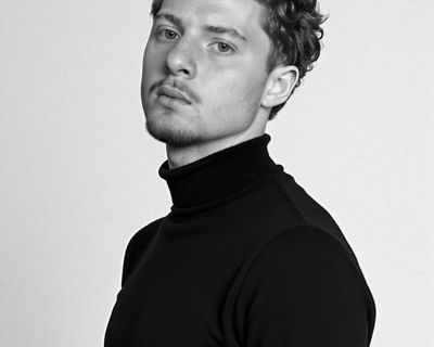 I feel like Im pretty coo I like chilling and listening to music I like to draw as well so Im pretty much da shi when it comes down to it fr.