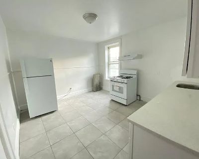 Furnished Room for Rent - Woodlawn hights spacious 1 BR apt $1800 heat inclu
