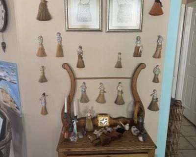 Sun State Estate Sales on Hill Ln