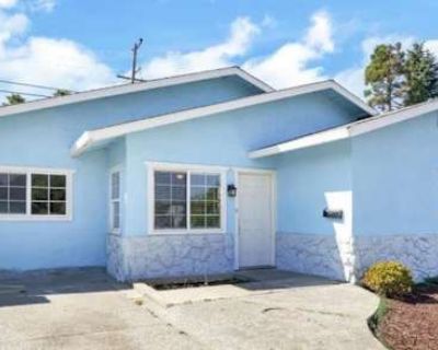 Available on: now. Unfurnished. Parking available * Internet included Charmie will require background checks for this room Learn more. In law unit .. separate unit from main house . Studio with private bath / small kitchen , private entrance . Additional charge for double occupancy . designated parking / laundry available , utilities included .except. Pge /electric . .Boundary -Glenn Cove. SALA...