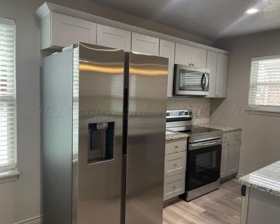 2 Bedroom 2BA 0 ft Apartment For Rent in Hereford, TX