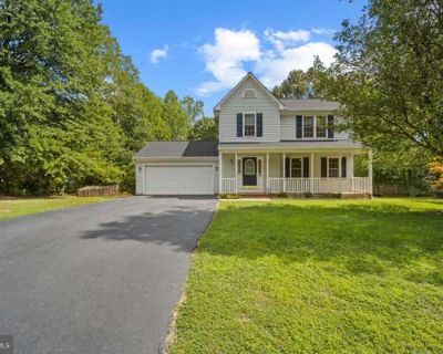 3 Bedroom 3BA 1616 ft Single Family Home For Sale in FREDERICKSBURG, VA