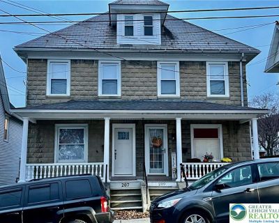 3 Bedroom 1BA 1248 ft Apartment For Rent in Pen Argyl Boro, PA