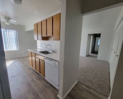 2 Bedroom 1.5BA 1000 ft Pet-Friendly Apartment For Rent in Clinton, MI