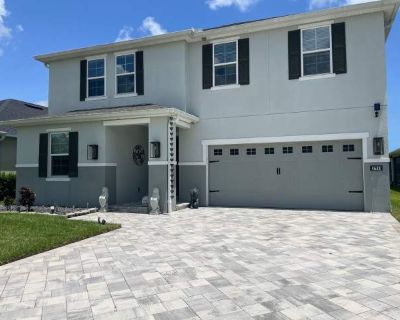 West Melbourne 2 story home lakefront!. image_url. In unit laundry Patio / balcony Dishwasher Garage Recently renovated Stainless steel Unit Amenities carpet dishwasher in unit laundry microwave patio / balcony range refrigerator walk in closets recently renovated stainless steel Property Amenities on-site laundry parking garage. limit. 4 Bedroom. 3 Bathroom. 2649 ft