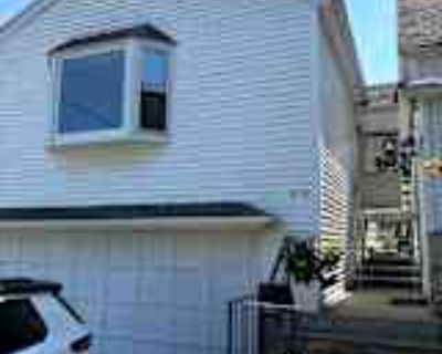 1 Bedroom 1BA 792 ft² House For Rent in Bridgeport, CT 219 Goldenrod Ave unit Left