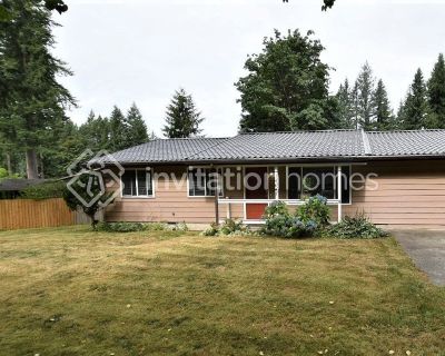 3 Bedroom 1BA 1350 ft Pet-Friendly Single Family Home For Rent in North Bend, WA