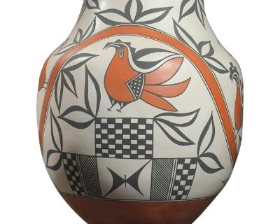 Monumental Acoma Polychrome Clay Pot by Florinda and Leland Vallo, Signed