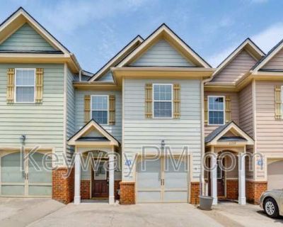 3 Bedroom 3BA 1736 ft Townhouse For Rent in Augusta, GA