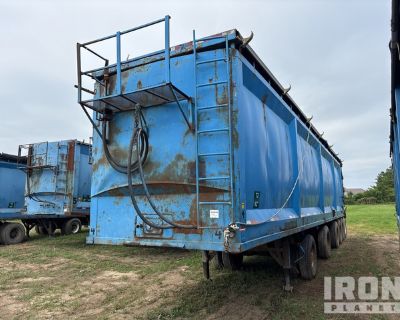 2005 Universal 48 Ft 6/Axle Moving Floor Trailer